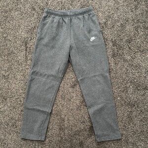 Nike Gray Sweatpants Relaxed Fit Fleece